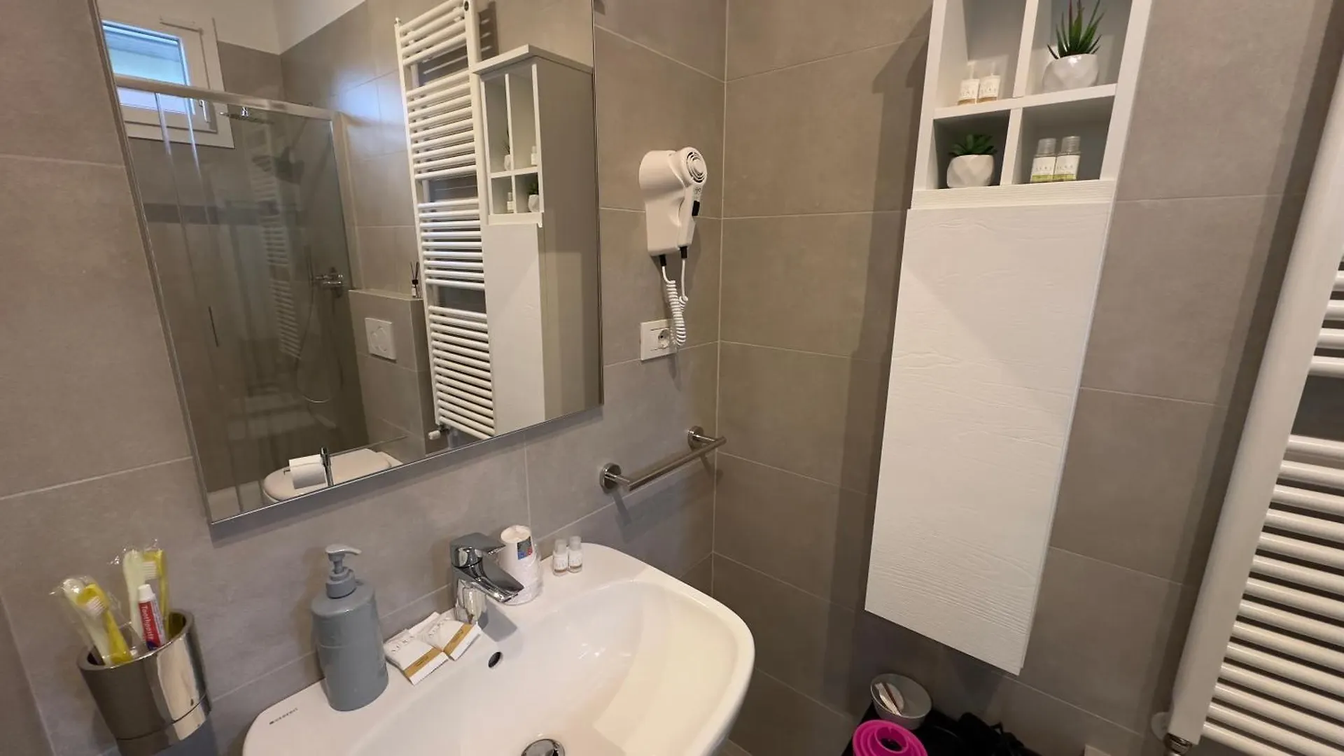 Guest house La Casa Bianca Rooms&Lounge Cesenatico