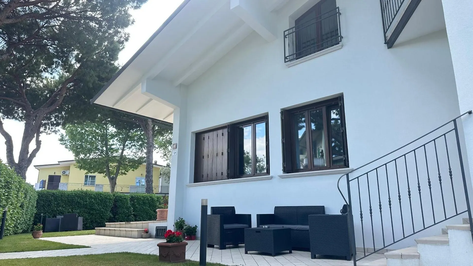 La Casa Bianca Rooms&Lounge Cesenatico 0*,